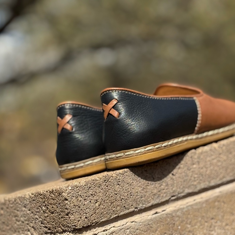 CHARIX shoes. Leather Loafers